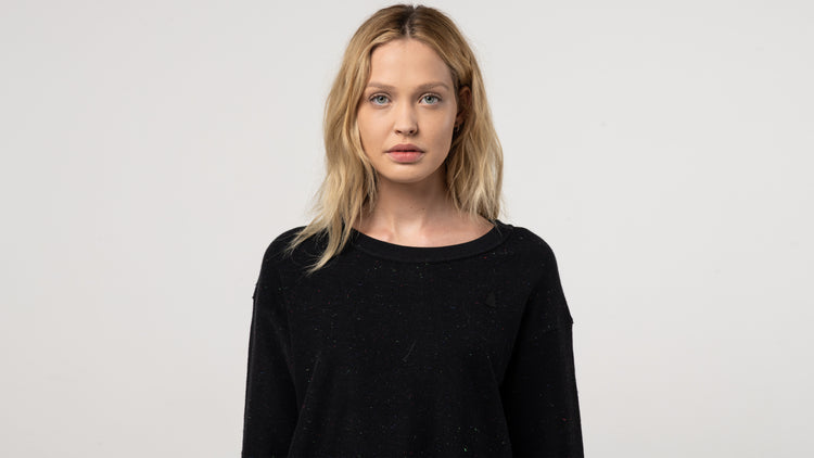 Midnight Women Crewneck