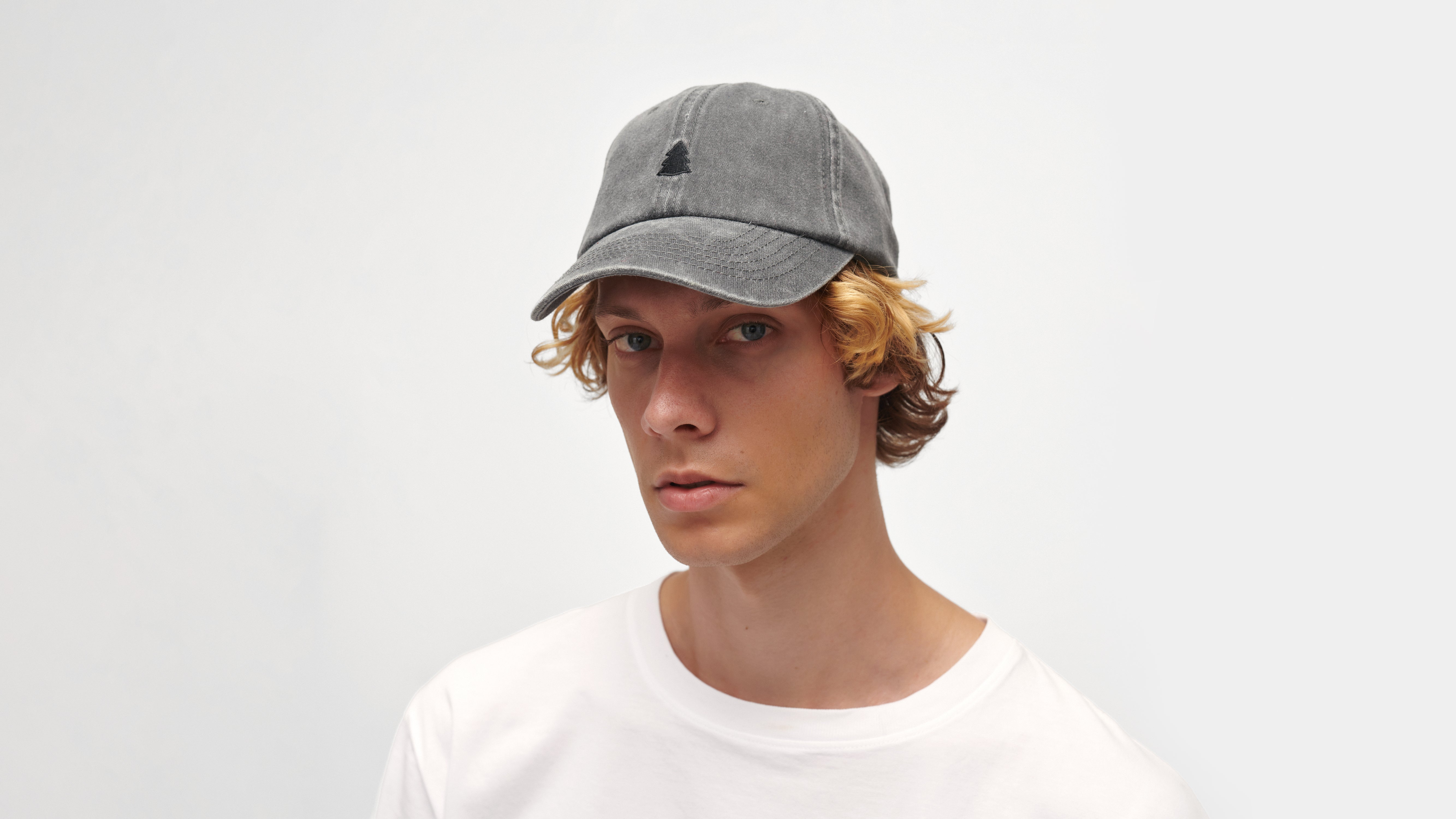 Tree Mini Logo Curved Visor Strapback